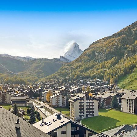 Wake Up To The Matterhorn Apartment เซอร์แมท ภายนอก รูปภาพ
